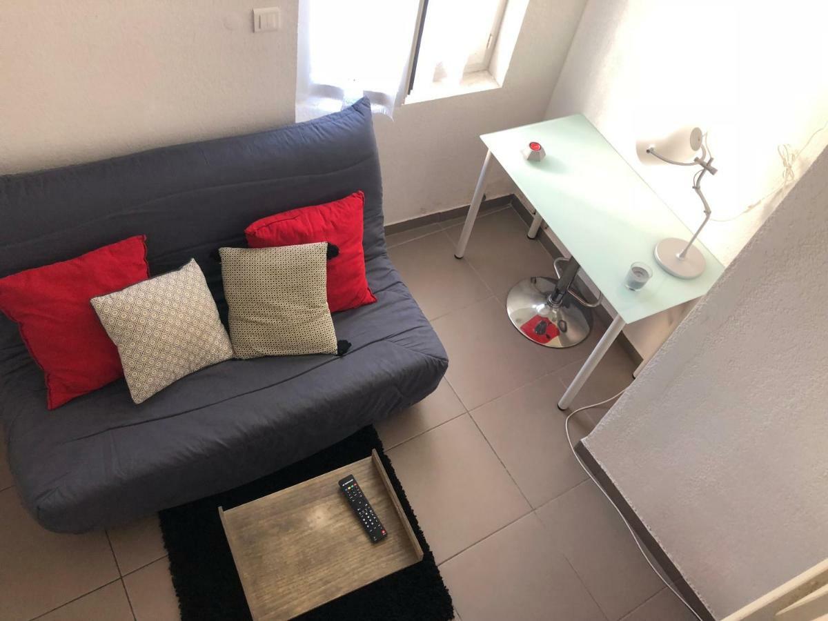 Decouvrir Lourdes Apartment Exterior foto